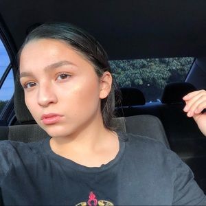 Meet your Posher, Angelique